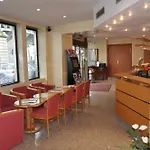 Hotel Bleu De Grenelle - Tour Eiffel 4*