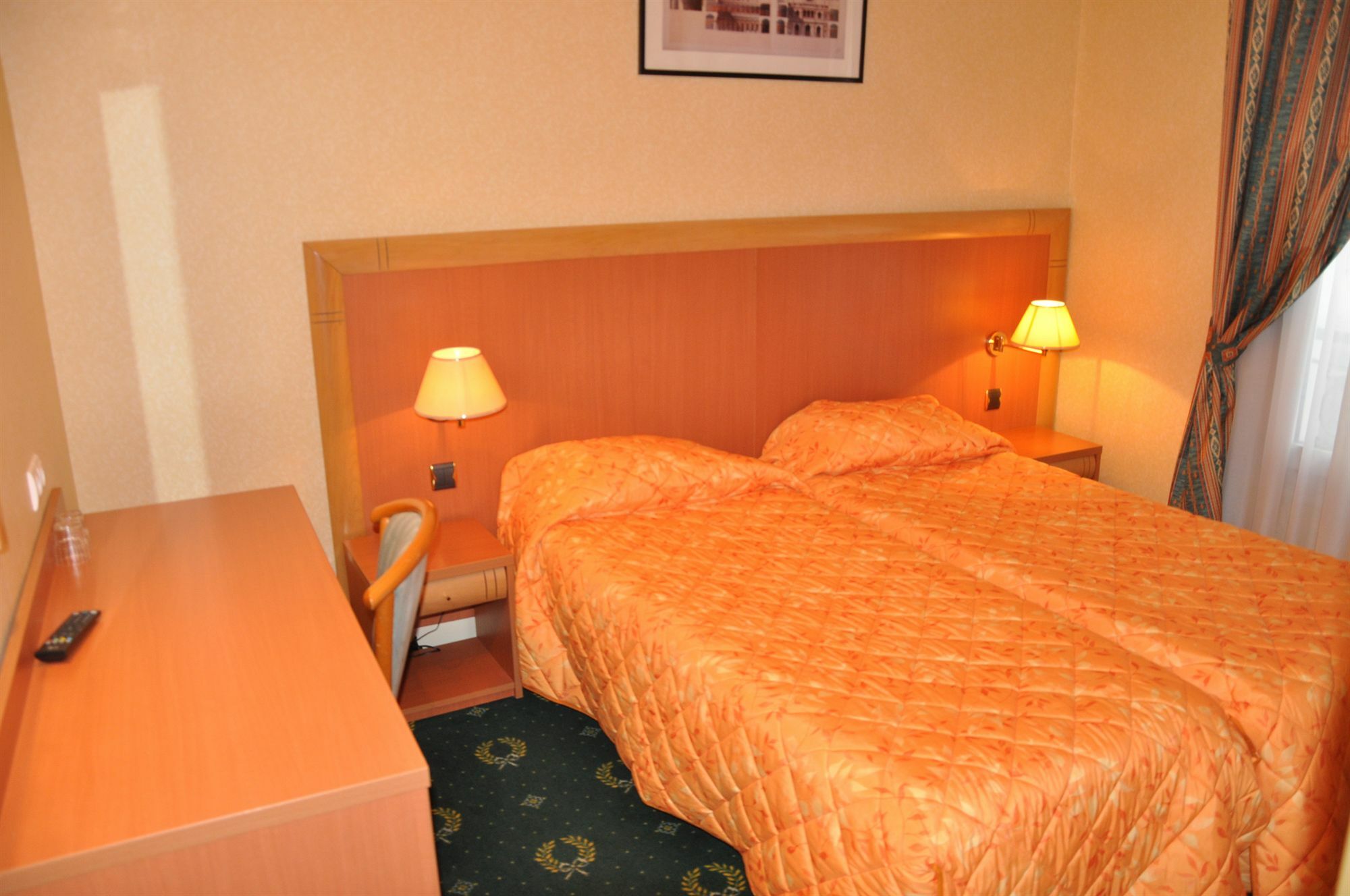 Bleu De Grenelle - Tour Eiffel 4*